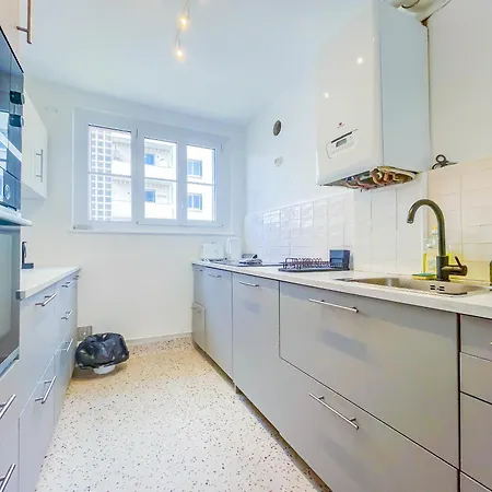 3 Pour 6 Personnes Apartman