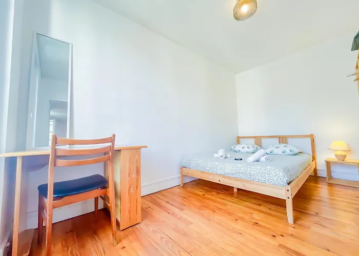 3 Pour 6 Personnes Apartment *